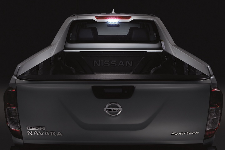 iamcar_nissan navara4